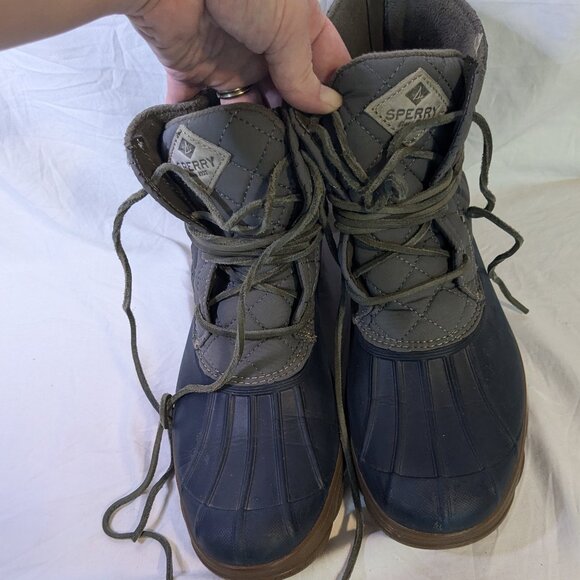 Sperry Women's Size 11 Snow Boots Navy and Grey Very Light Wear - Picture 2 of 8